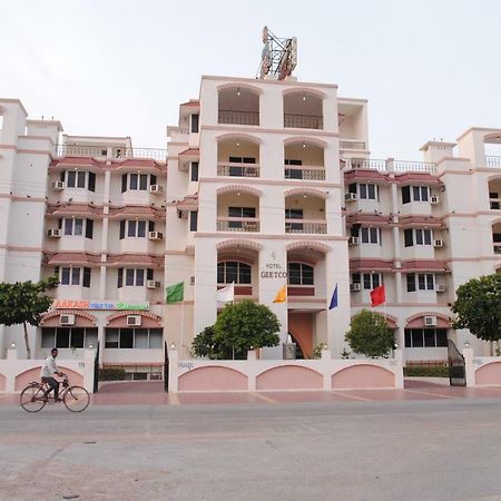 Geetco Hotel Jalor Экстерьер фото