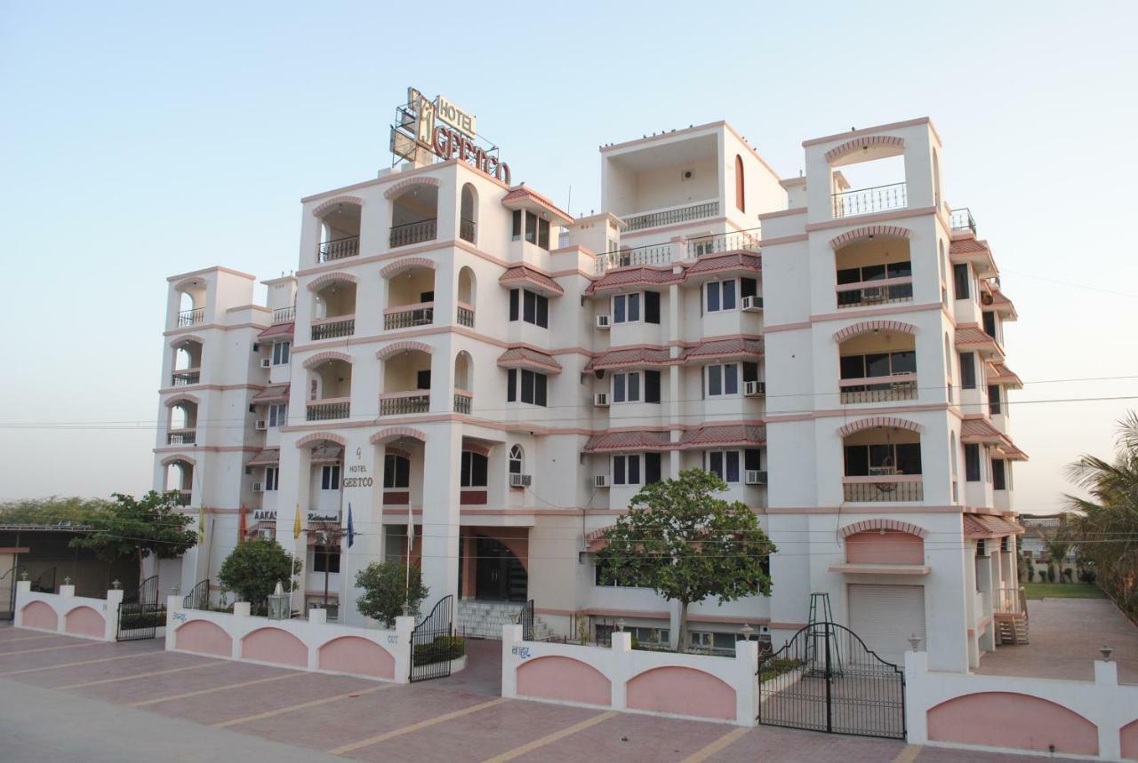 Geetco Hotel Jalor Экстерьер фото