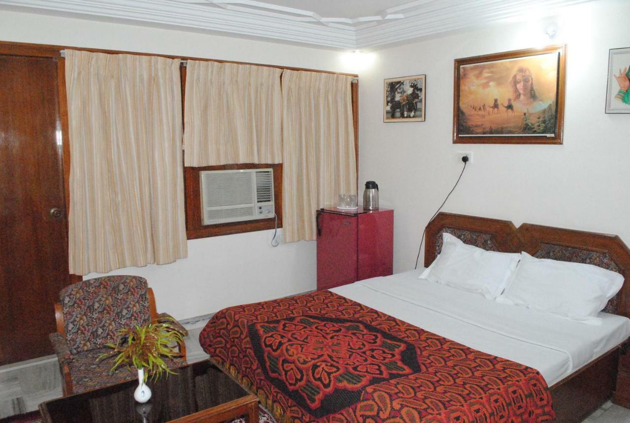 Geetco Hotel Jalor Экстерьер фото