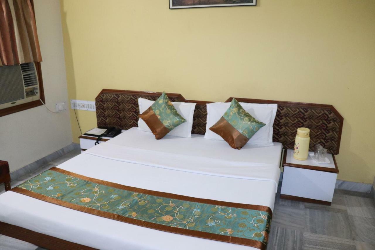 Geetco Hotel Jalor Экстерьер фото